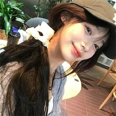 湖畔迷情
